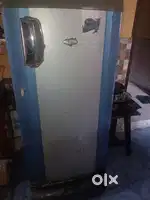 1 Fridge Sale Whirlpool Company newly Condition