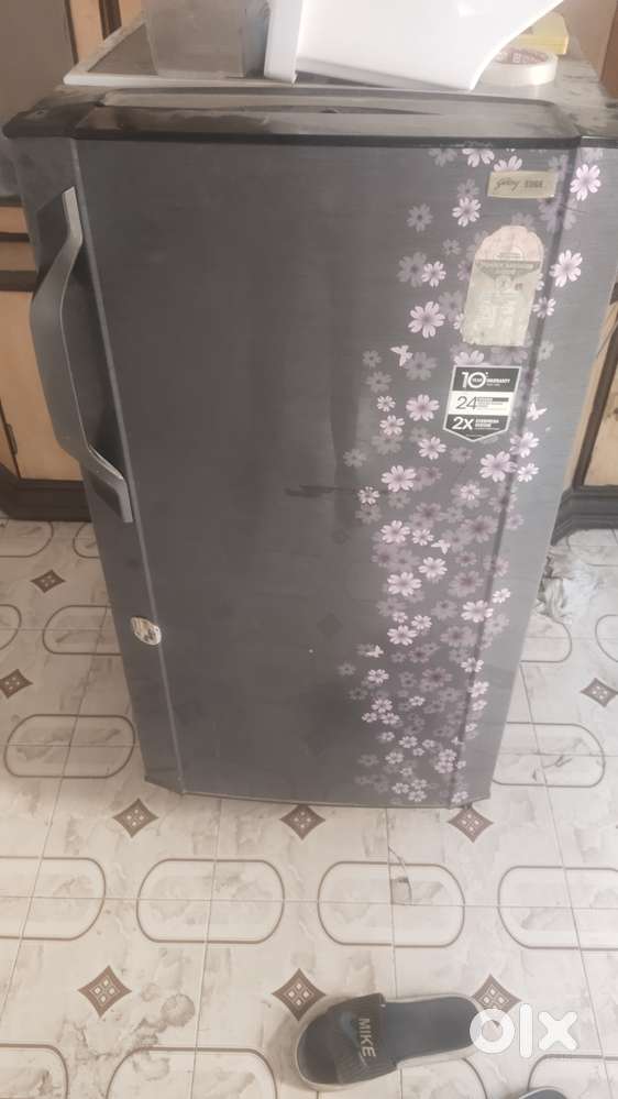 Godrej refrigerator, 195ltr
