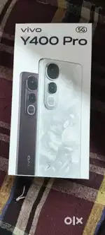 Vivo y400 pro 5g 256 gb 11 mounts warranty baki hai golden colour