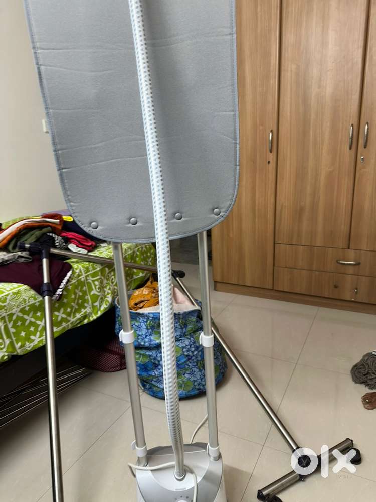 Steam iron with stand