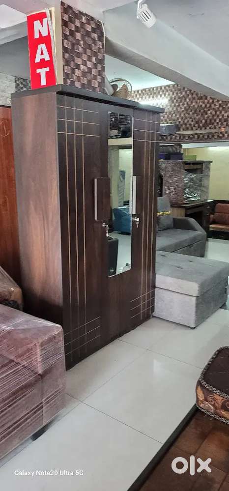 3 dor Almira EMI available