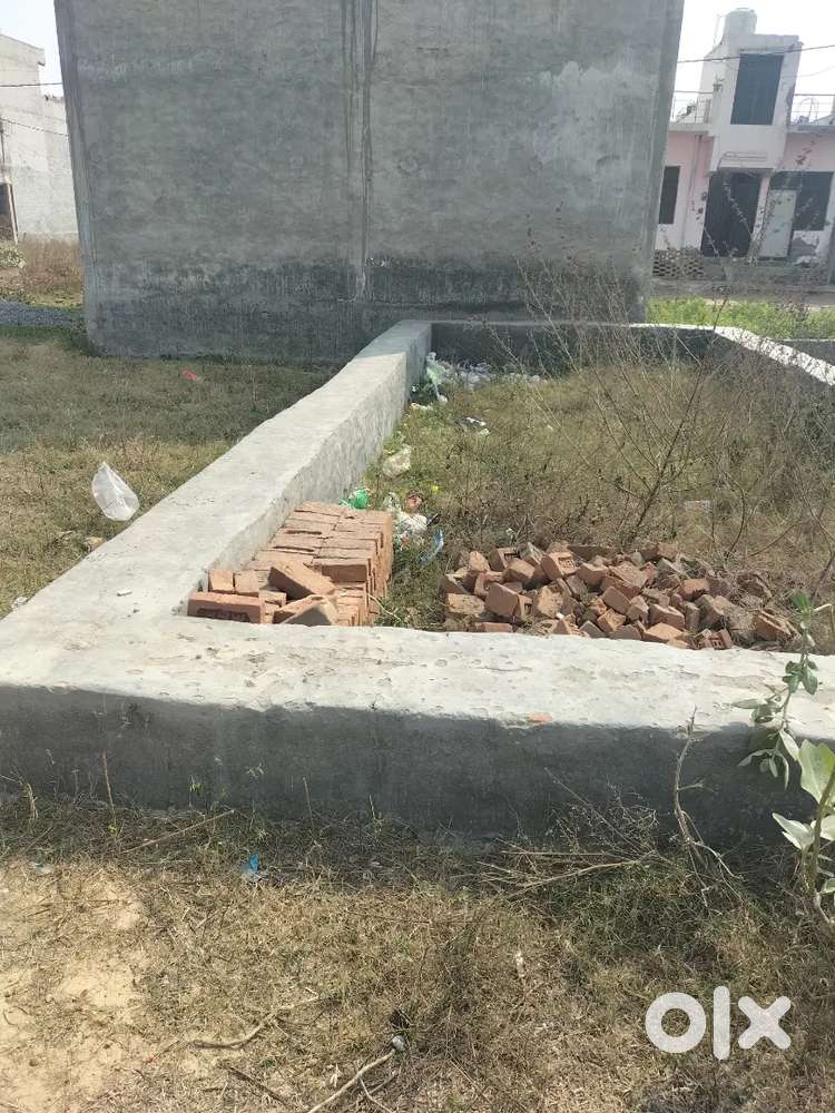 60 Gaj residential plot for sale