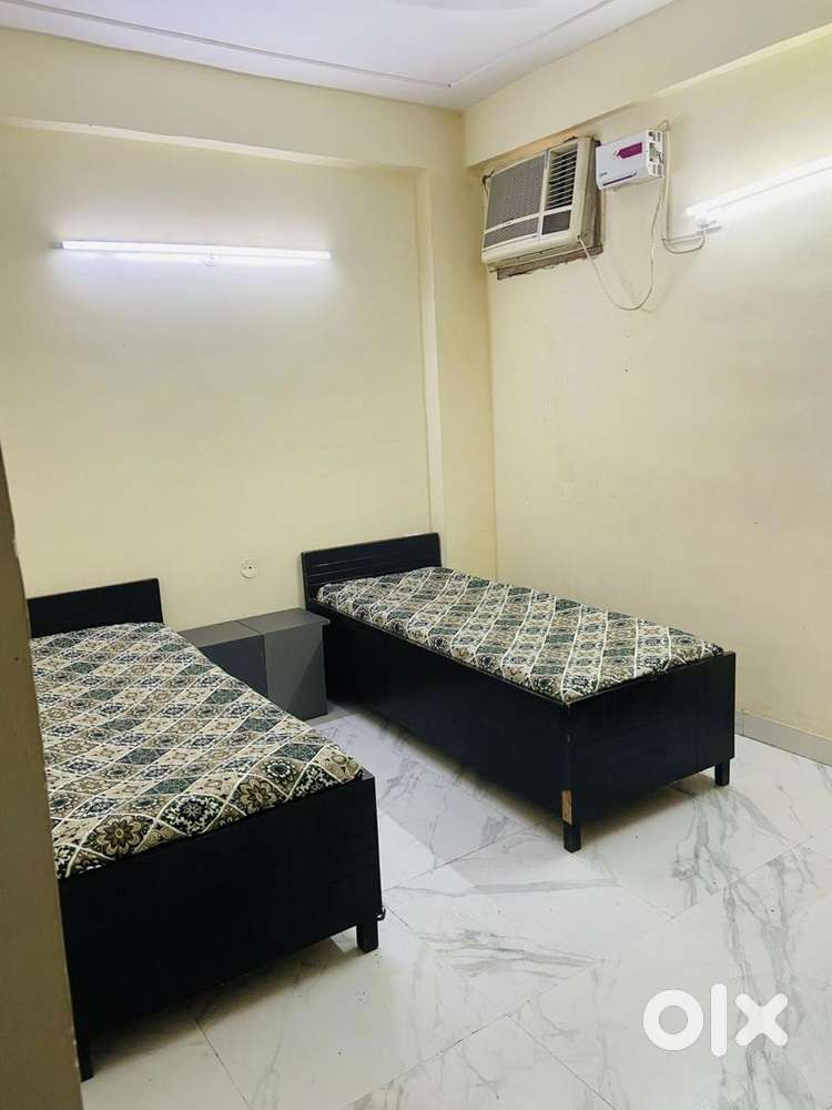 COMFORT STAY INN PG FOR BOYS & GIRLS NOIDA SECTOR 63