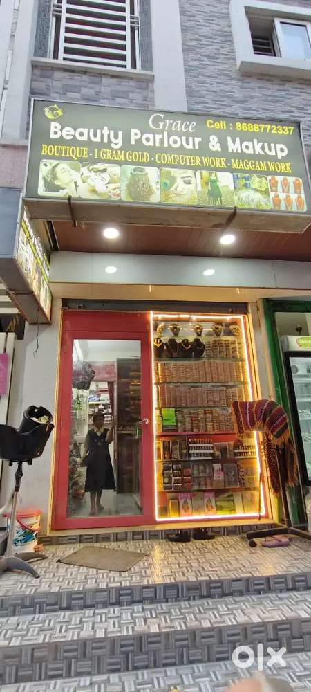 Advance 150000 included in 600000 all 1gr gold, parlour,fancy item