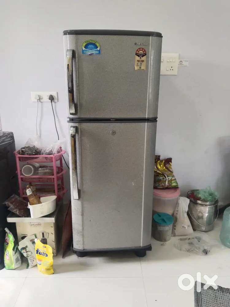 Refrigerator - sumsung - good condition