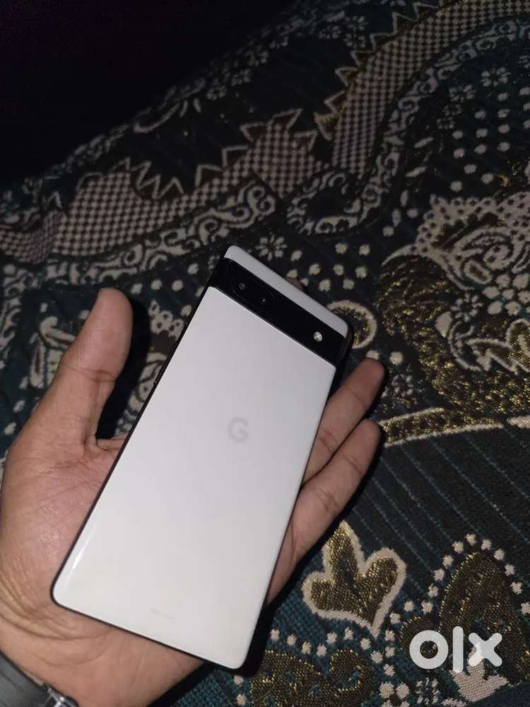 Google pixel 6a white