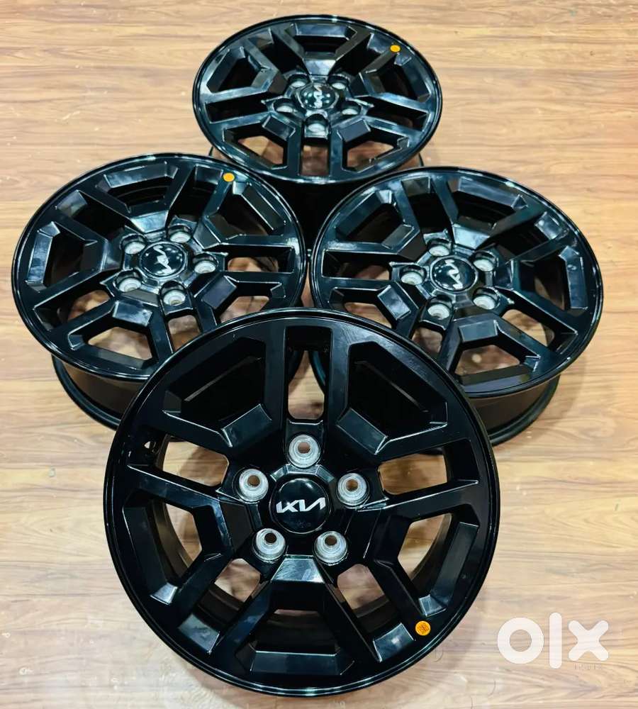 15inch Kia Carens Clavis Syros Venue Oem Alloys set of 4