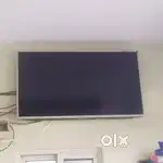 HAIER TV 44 INCHES