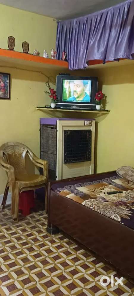 Ready to move 2bhk house in aishbagh housing board colony