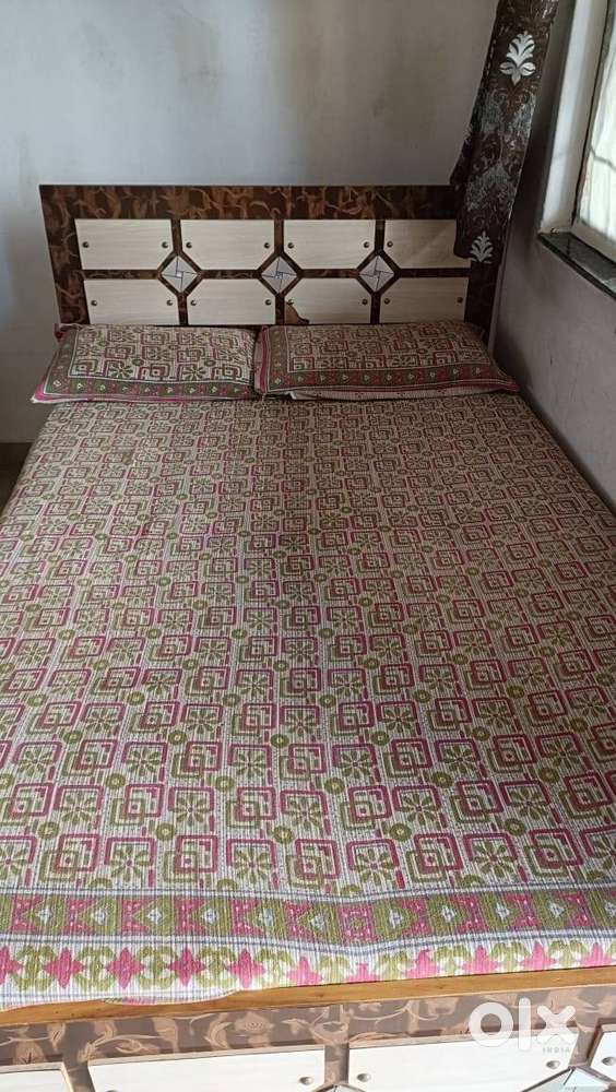 Double bed 100% wooden
