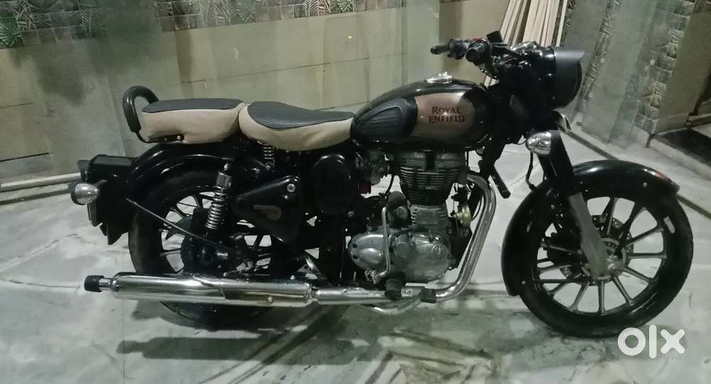 Classic black colour