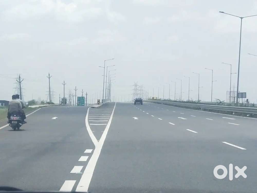 It's Useful for Godown purposes land available West Bypass cl9se