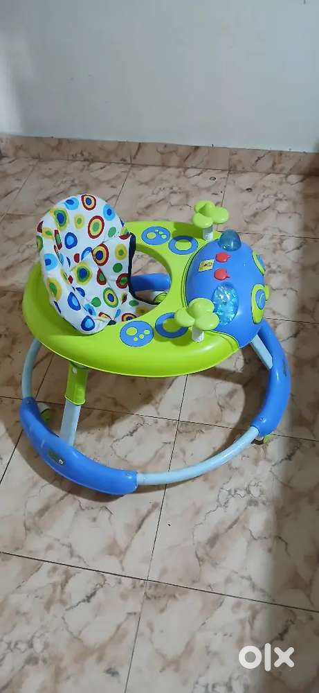 Baby walker 2 weeks old 1500
