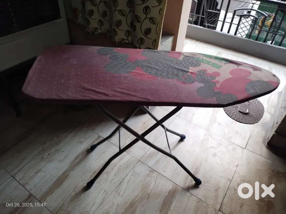 Heavy foldable iron table for ironing with wooden board & iron frame