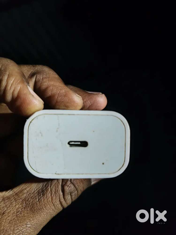 Apple adaptor 20W