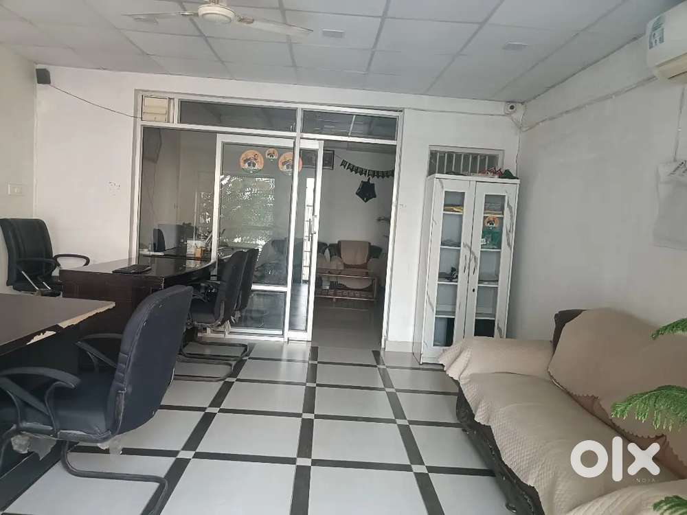 Female teacher for home tuition