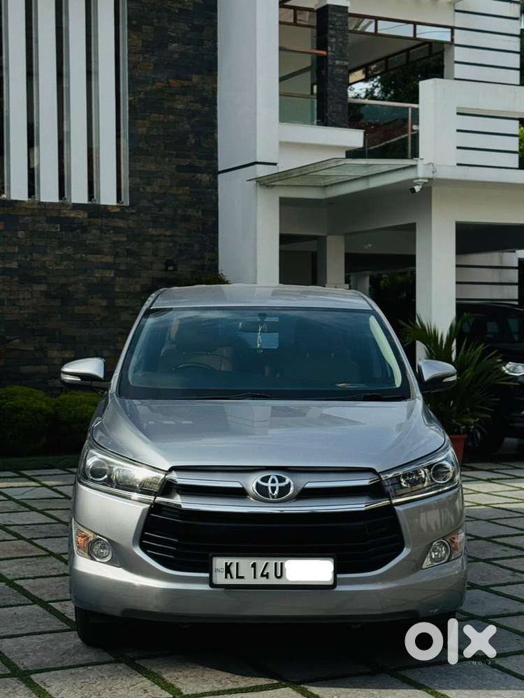 Toyota Innova Crysta 2.4 V 7 STR, 2016, Diesel