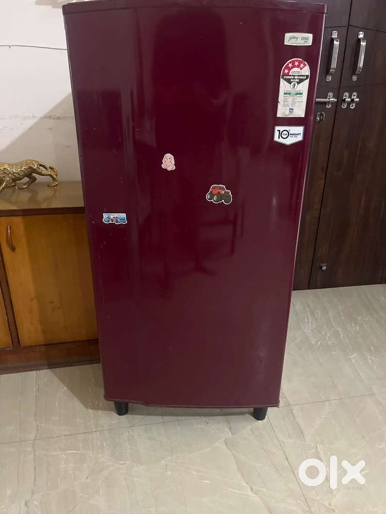 5000rs 200 Liter Godrej edge Fridge
