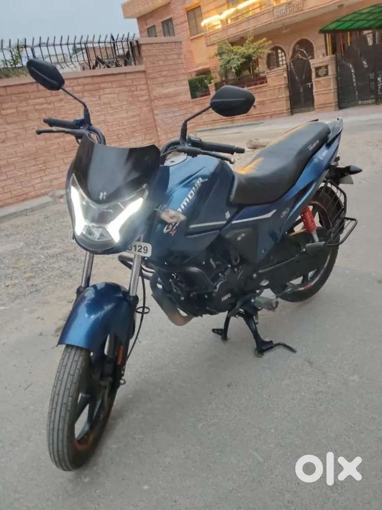 Hero Glamour self start show room condition