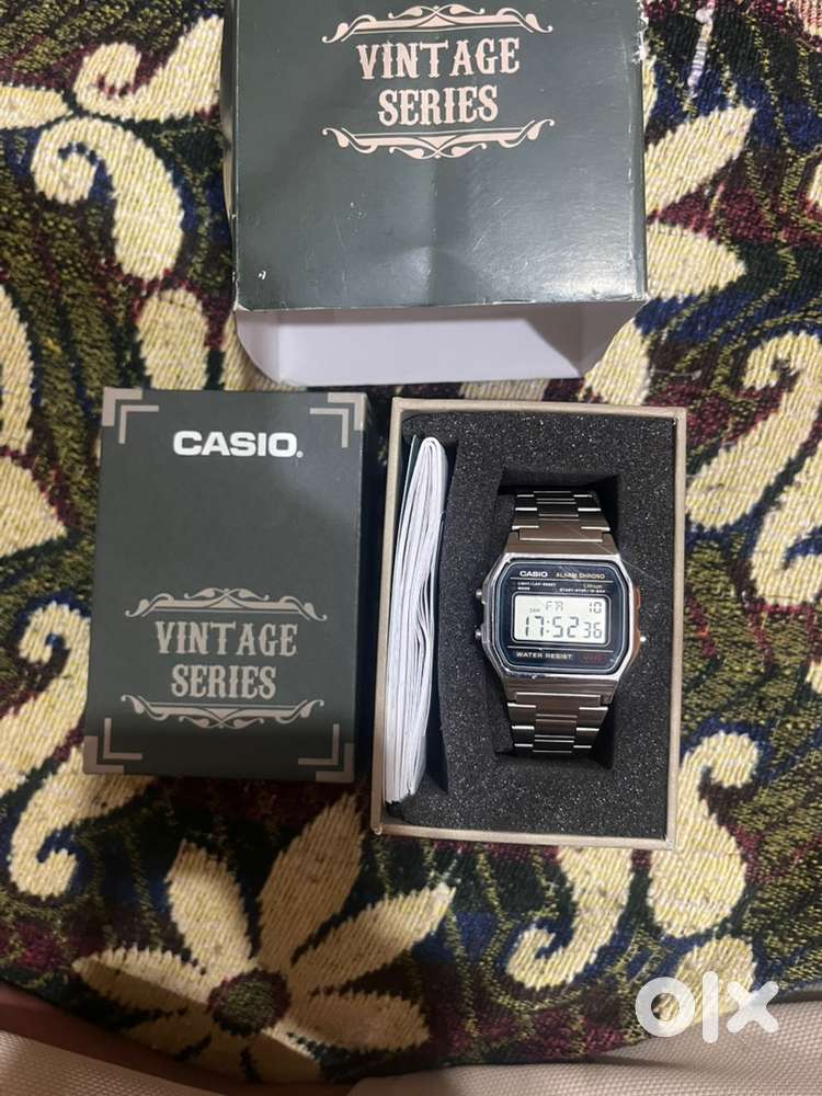 Casio vintage watch silver chain