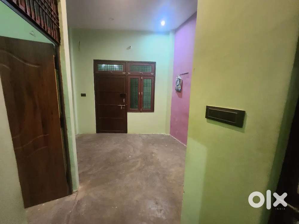 1room also available