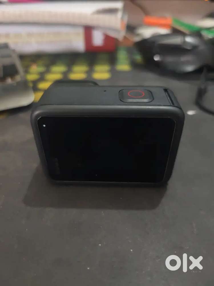 Go pro 11 almost like new condition