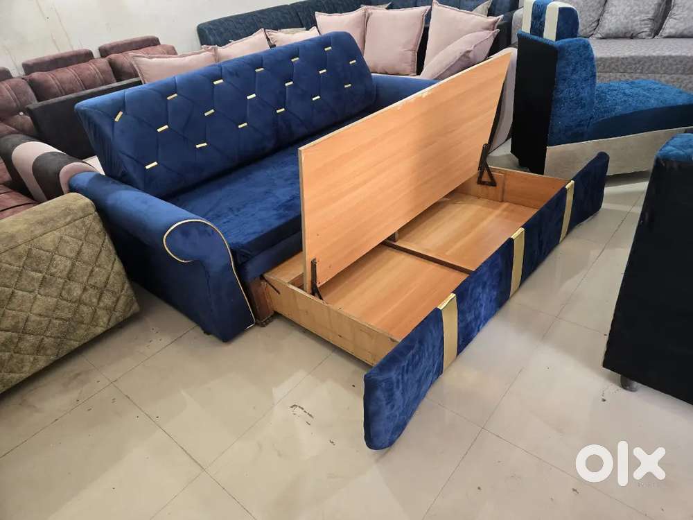 Market se half rate Mai sofa cumbed 

100% wood se bana