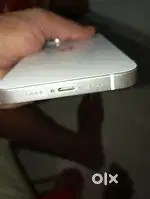 iPhone 13 white colour