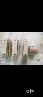 3 phase (3kit kat fuse)(1havells M.C.B)