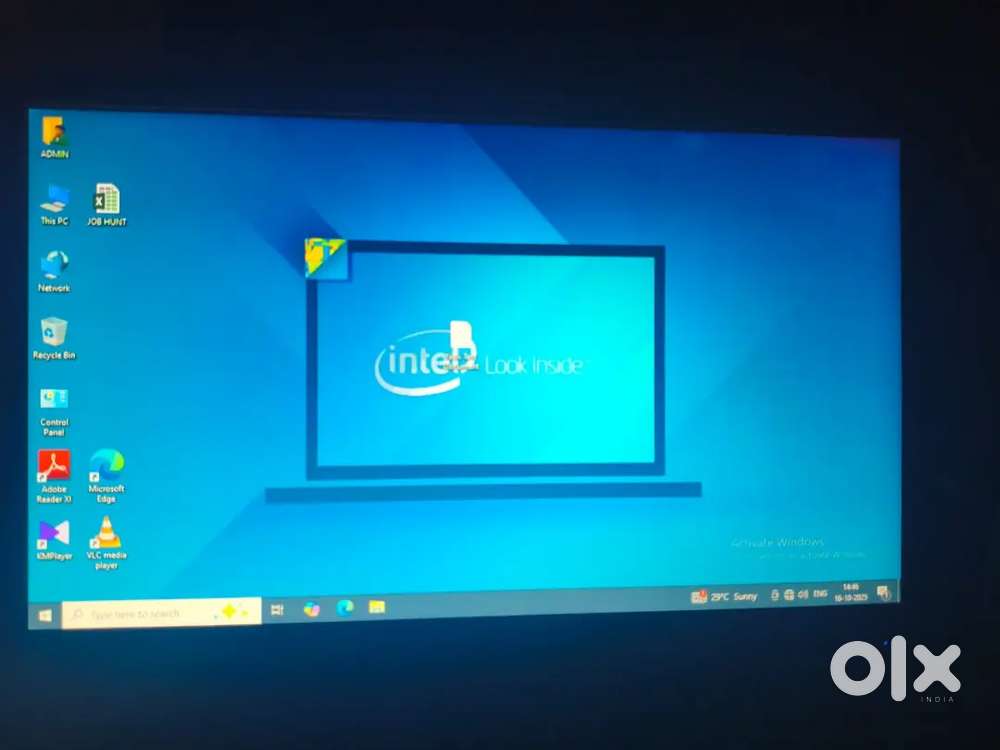 I5 processor , 16gb ram, 512gb (Warrenty 1year)