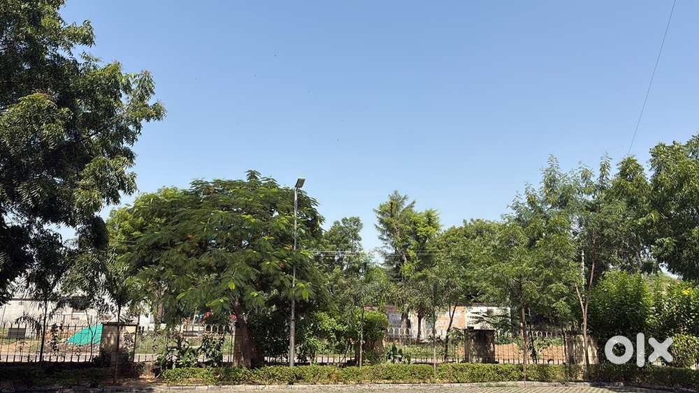 FLATS AVAILABLE FOR RENT