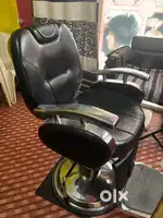 Good running beauty saloon for sale at prime location