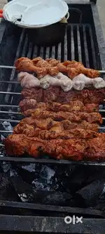 Sada khana champaran mutton or chicken karigar or helper chahiye