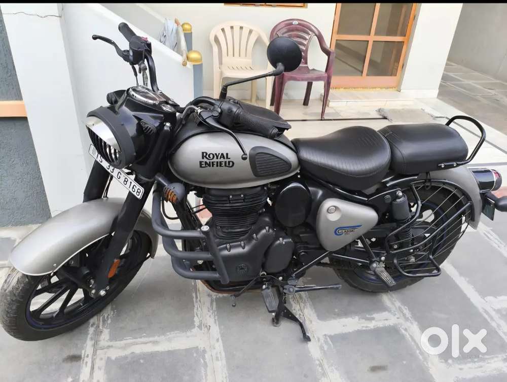 Royal enfiled gunmetal grey colour