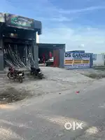Car mechanic
