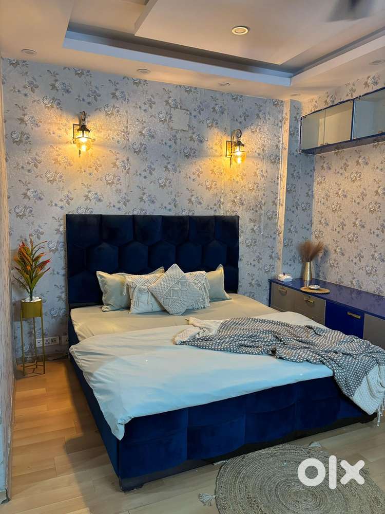 Fully furnished flat available for bachelor