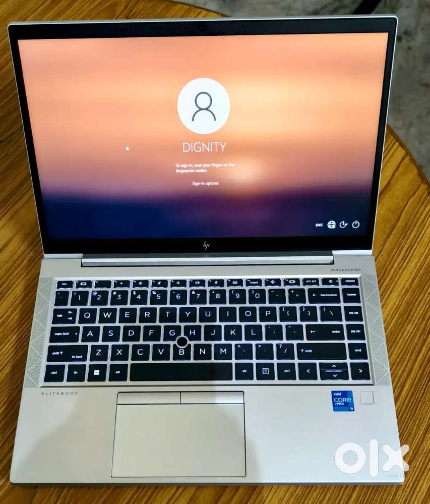 Laptops dell hp Ryzen apple asus/ dell core i3 i5 core i7 hp touch smk