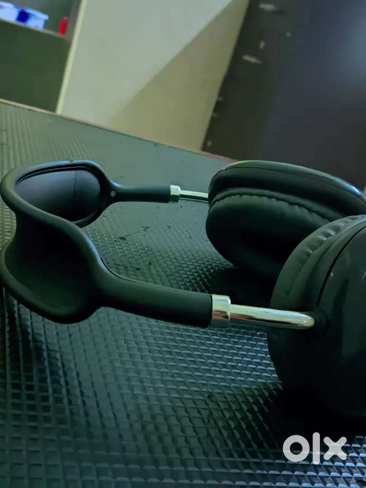 Headphones Bluetooth