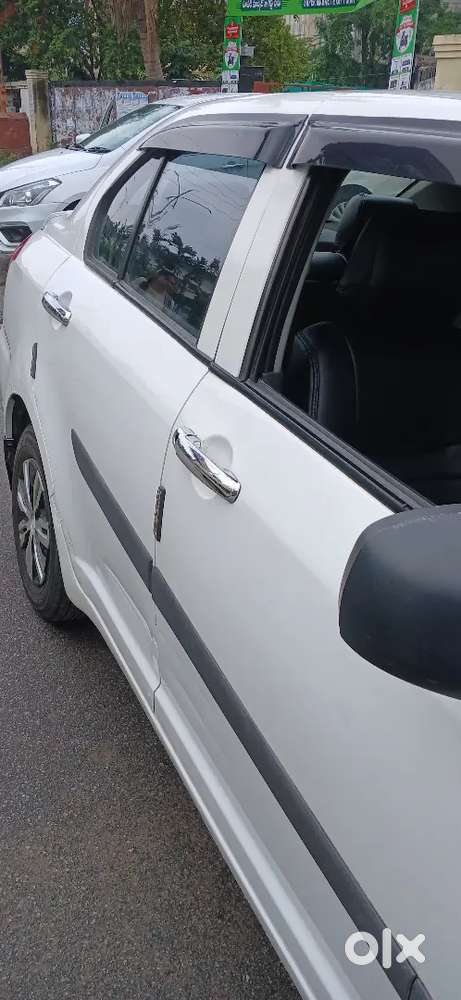 Maruti Suzuki Swift Dzire Tour 2016