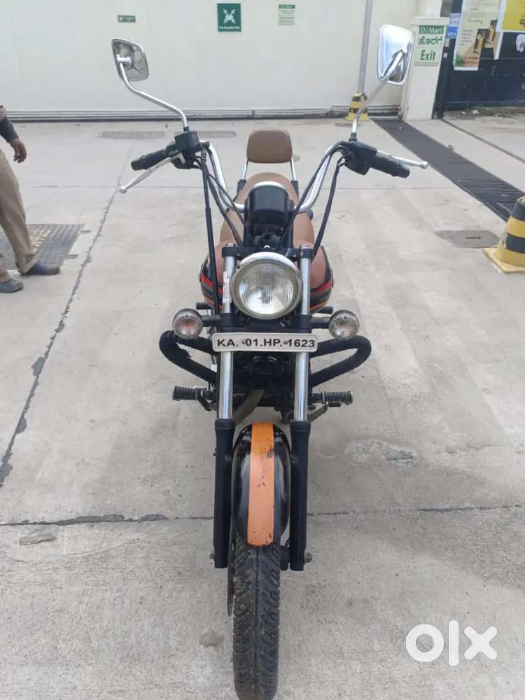 Avenger 220