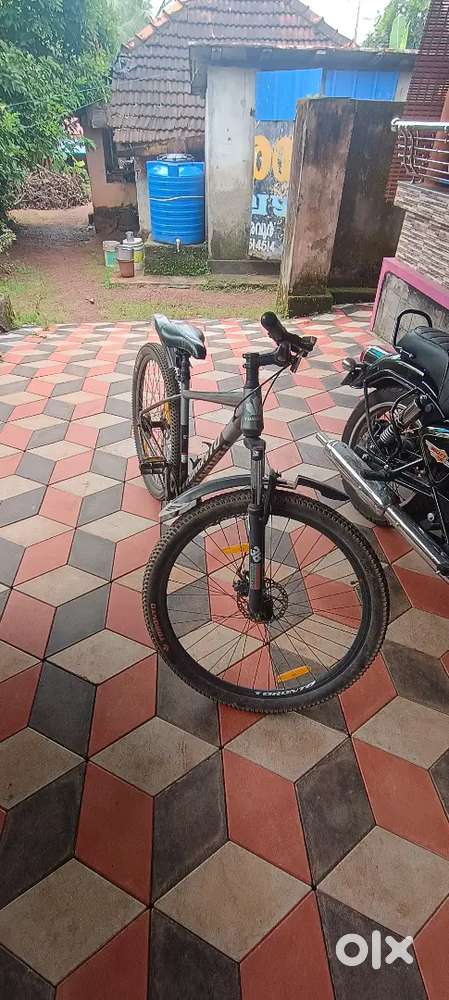 Good condition used only 1 yera