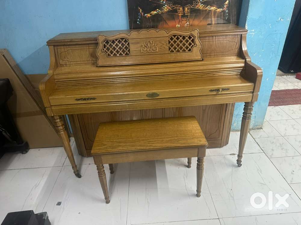 Wurlitzer Piano (Made in USA)
