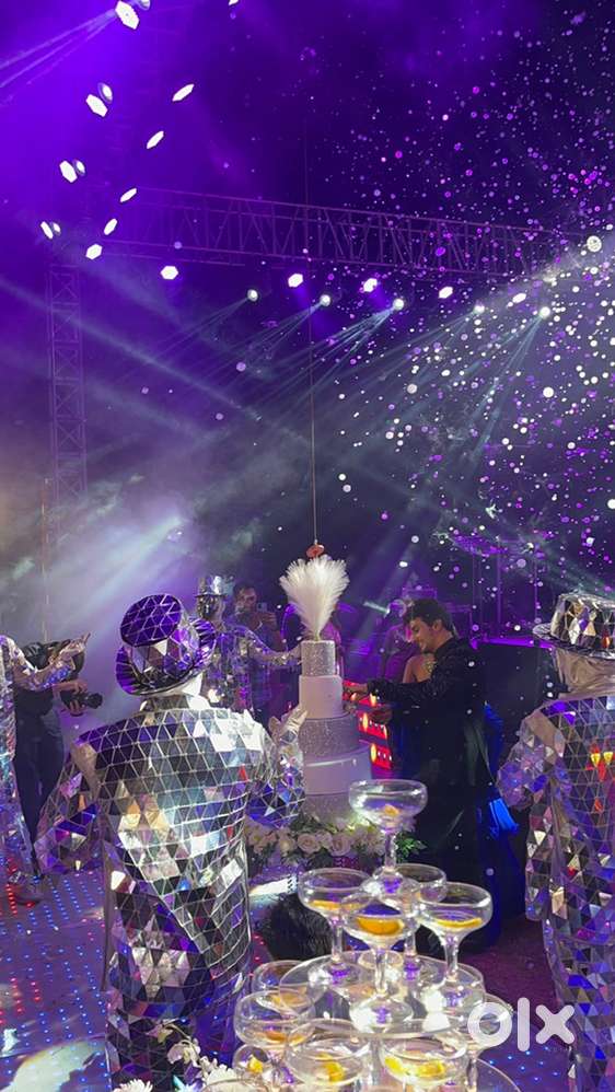 Need interns for sales and marketing