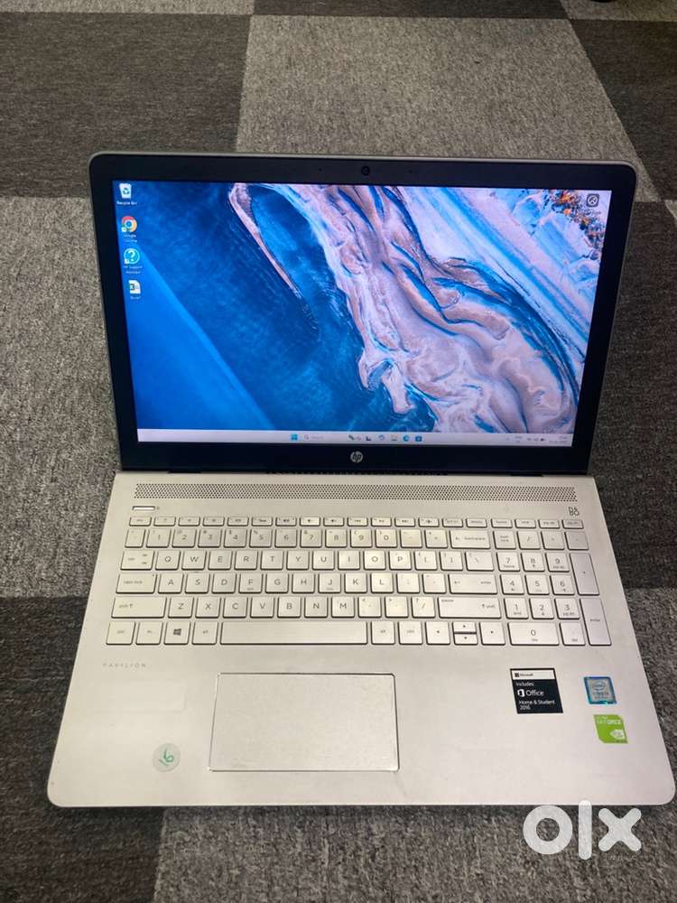 Hp pavilion / i5 processor / 8th gen / 8gb / 128gb / 1Tb HDD / bill