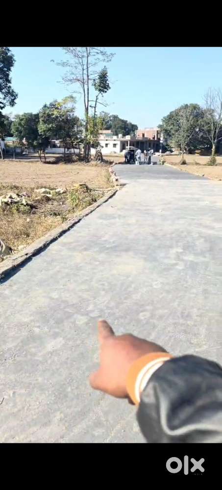 Plot available in Chhabra near UPES university