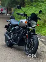 HUNTER 350 GREY ONLY 2700 KMS RUN