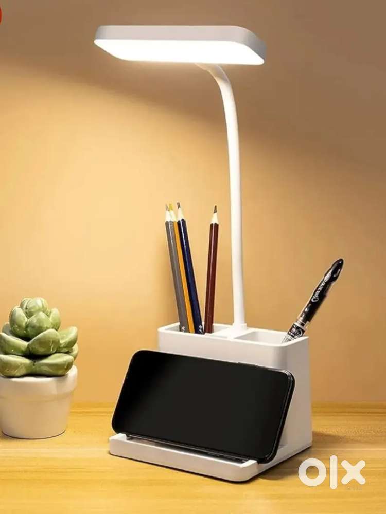 Desk lamp for study