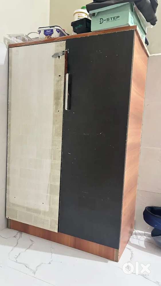 Basic WARDROBE  cupboard  Almari  Kapat