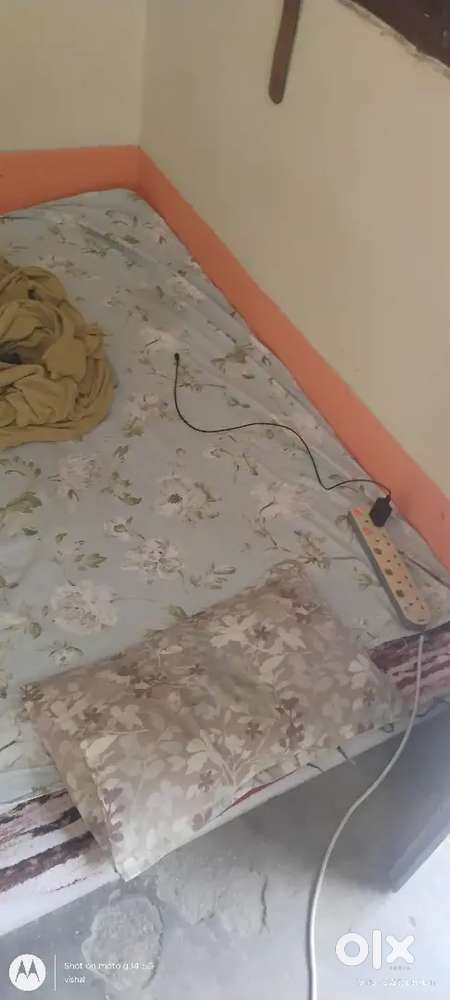 Room partner available