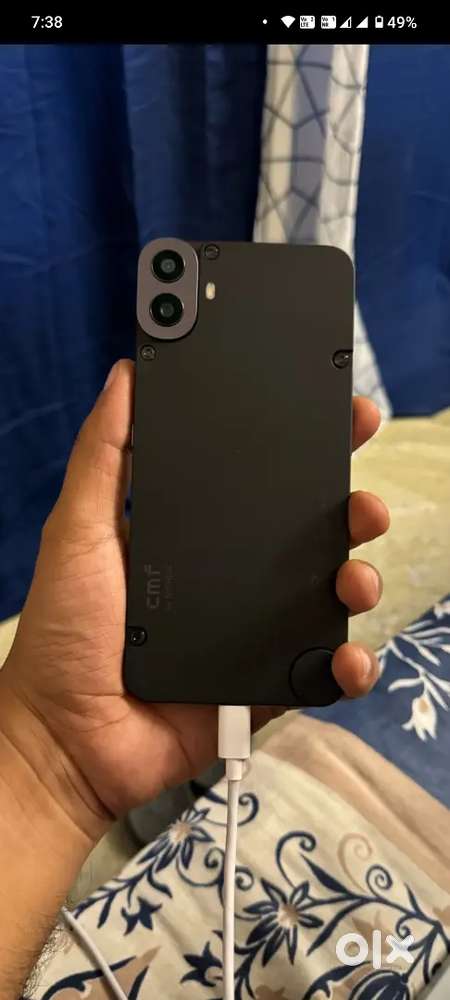Brand new mobile 1 month old bill box and all accessories